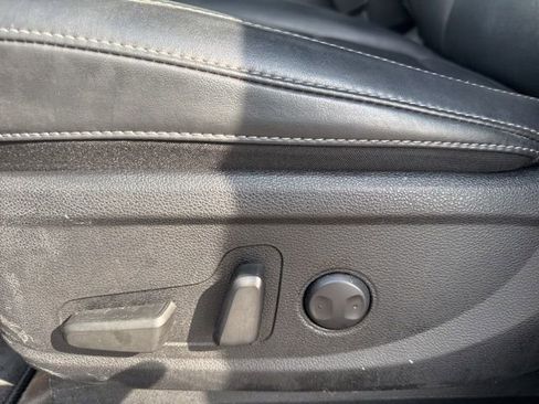 Used 2025 Kia Telluride S AWD/4WD image 18