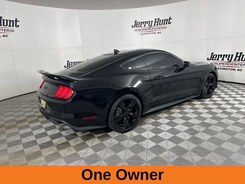 Used 2022 Ford Mustang GT Premium w/ Equipment Group 401A image 5