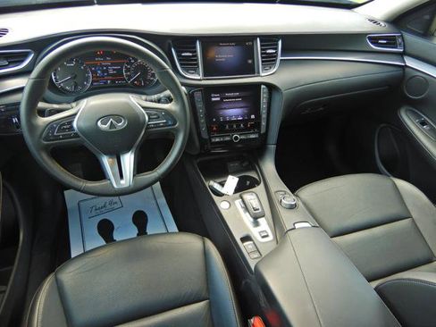 Used 2023 INFINITI QX50 Luxe AWD/4WD image 2
