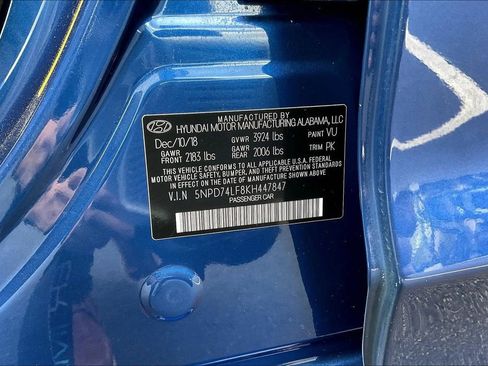 Used 2019 Hyundai Elantra SE FWD image 19