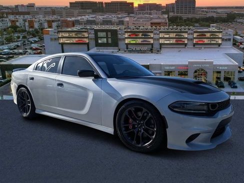 Used 2022 Dodge Charger Scat Pack w/ Plus Group RWD image 1