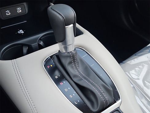 New 2026 Honda HR-V EX-L image 16