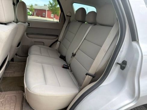 Used 2011 Ford Escape XLT w/ 201A Rapid Spec Order Code AWD/4WD image 10
