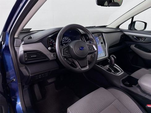 Used 2020 Subaru Outback Premium image 9