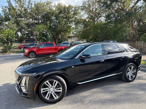 Used 2024 Cadillac Lyriq Tech w/ Driver Assist Package RWD image 3