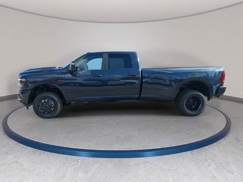 New 2026 RAM 3500 Laramie w/ Night Edition AWD/4WD image 8