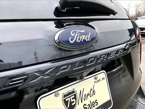 Used 2018 Ford Explorer Sport AWD/4WD image 25