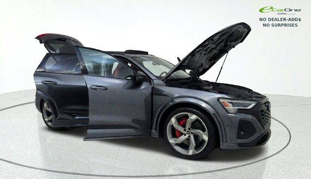 Used 2024 Audi Q8 e-tron Prestige w/ Prestige Package AWD/4WD image 81