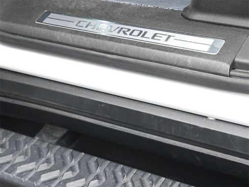 Used 2021 Chevrolet Tahoe Z71 w/ Z71 Off-Road Package image 21