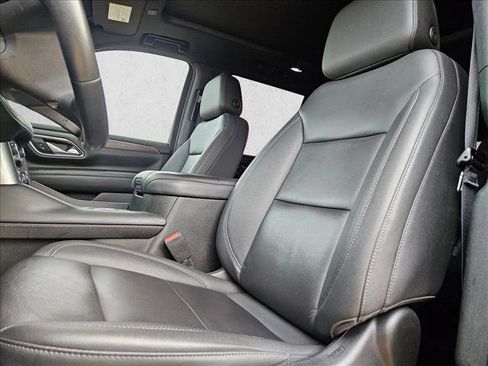 Used 2022 Chevrolet Tahoe Z71 w/ Luxury Package image 10