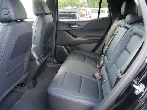 New 2025 Chevrolet Equinox LT w/ Convenience Package II image 19