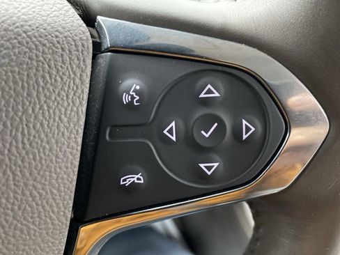 Used 2019 Chevrolet Traverse Premier image 19