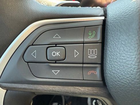 New 2025 Jeep Grand Cherokee L Limited w/ Luxury Tech Group II image 15