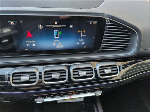New 2026 Mercedes-Benz GLS 580 4MATIC image 12