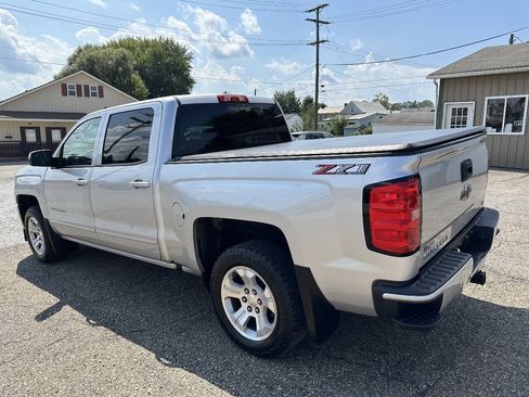 Used 2018 Chevrolet Silverado 1500 LT w/ All Star Edition AWD/4WD image 6