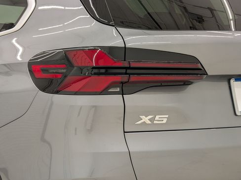 New 2026 BMW X5 sDrive40i w/ Premium Package RWD image 13