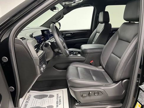 Used 2025 Chevrolet Tahoe LT image 15