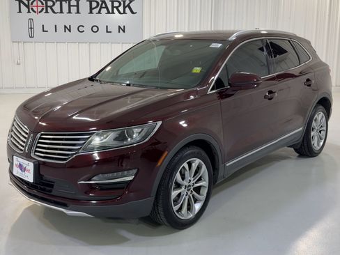Used 2018 Lincoln MKC Select w/ Select Plus Package FWD image 5