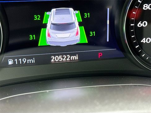 Used 2022 Cadillac XT5 Sportv w/ Technology Package image 12