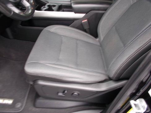 Used 2019 RAM 1500 Big Horn AWD/4WD image 26