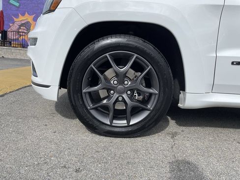 Used 2019 Jeep Grand Cherokee Limited X AWD/4WD image 9