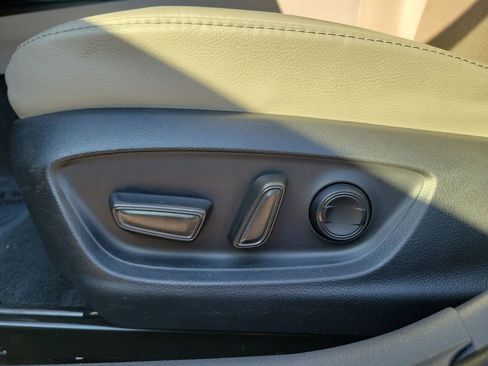 Used 2024 Toyota Camry XSE FWD image 15