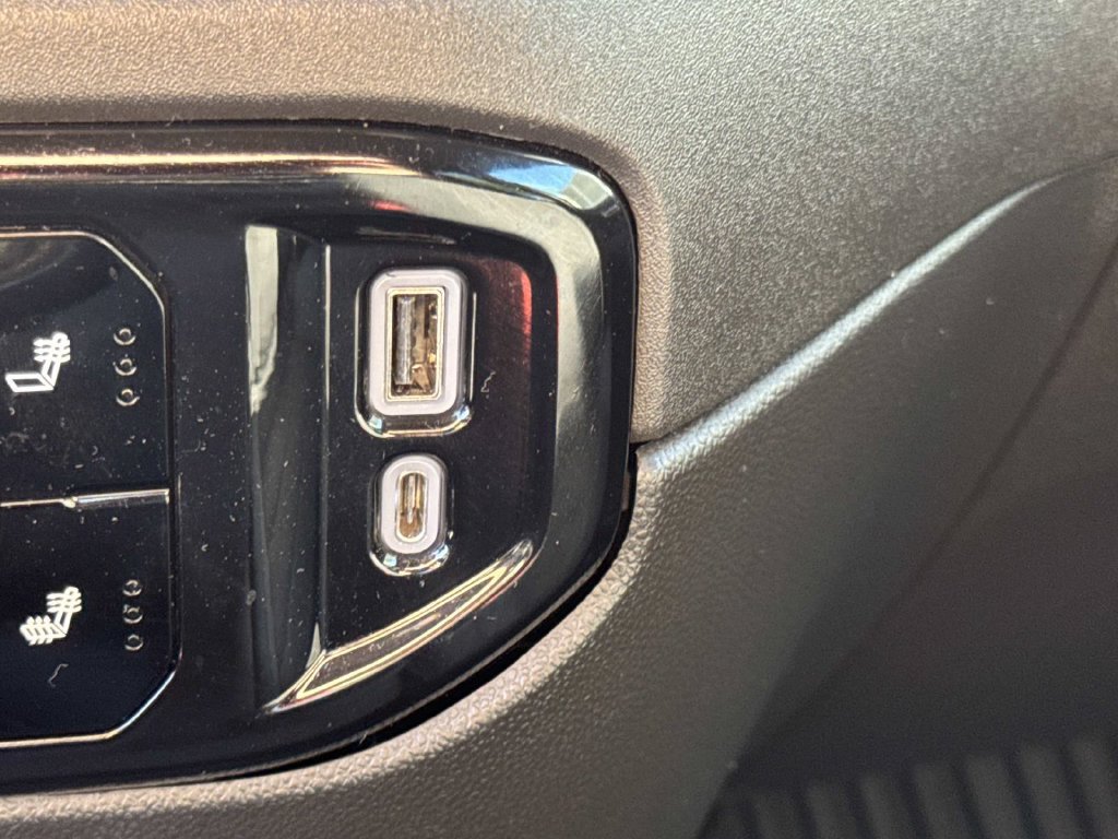 Used 2023 Chevrolet Silverado 1500 LT RWD image 27