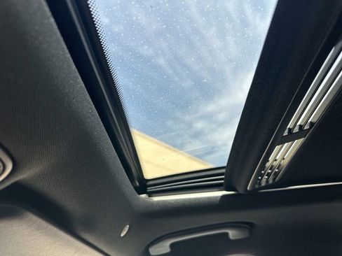 Used 2019 Mercedes-Benz E 300 E 300 image 20