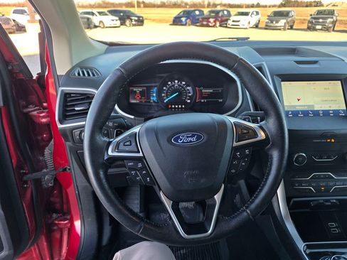 Used 2020 Ford Edge SEL w/ Convenience Package image 14