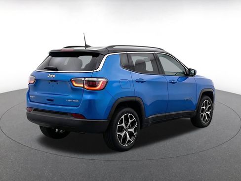 Used 2025 Jeep Compass Limited AWD/4WD image 11