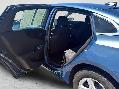 Used 2024 Chevrolet Malibu LS FWD image 32
