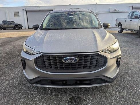 Used 2024 Ford Escape Active FWD image 2
