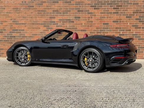 Certified 2019 Porsche 911 Turbo S image 3