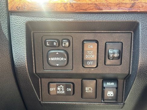 Used 2018 Toyota Tundra 1794 Edition AWD/4WD image 25