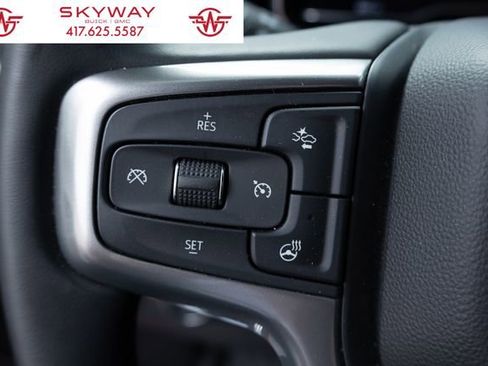 Used 2025 Chevrolet Silverado 1500 LT image 27