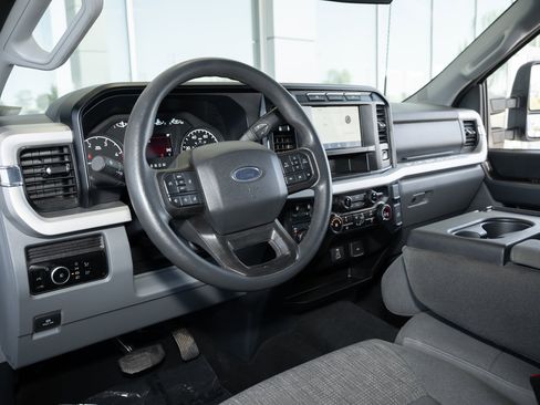 Used 2024 Ford F250 XLT image 21