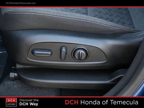 Used 2022 Chevrolet Equinox LT image 17