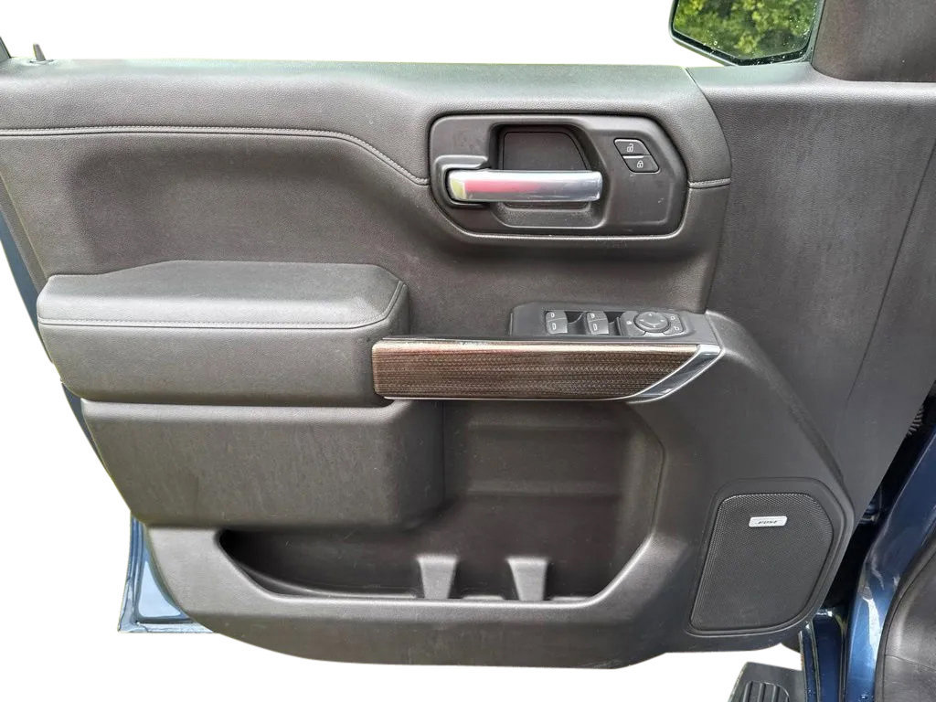 Used 2019 Chevrolet Silverado 1500 RST w/ True North Edition AWD/4WD image 11