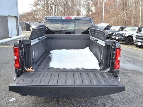 New 2026 RAM 1500 4x4 Crew Cab image 34