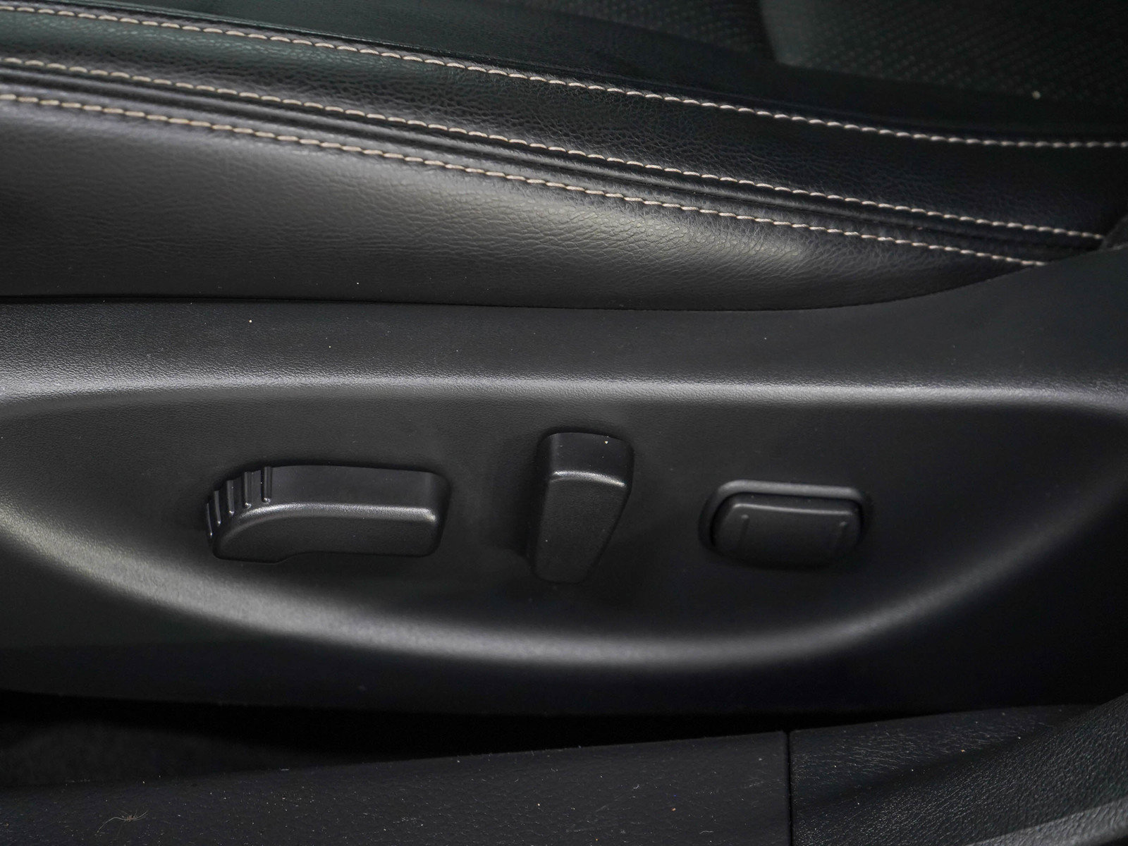 Used 2023 Nissan Maxima SL FWD image 22
