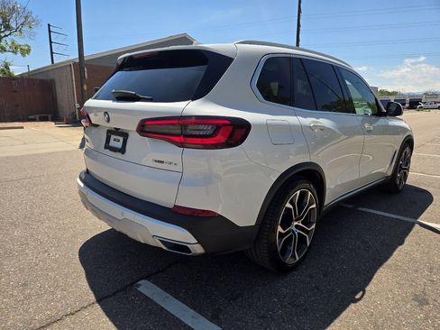 Used 2021 BMW X5 xDrive45e w/ Parking Assistance Package AWD/4WD image 7