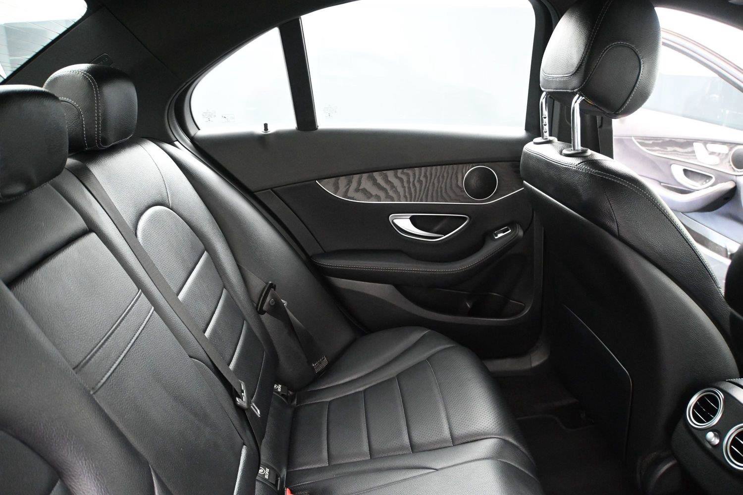 Used 2018 Mercedes-Benz C 300 4MATIC Sedan image 21