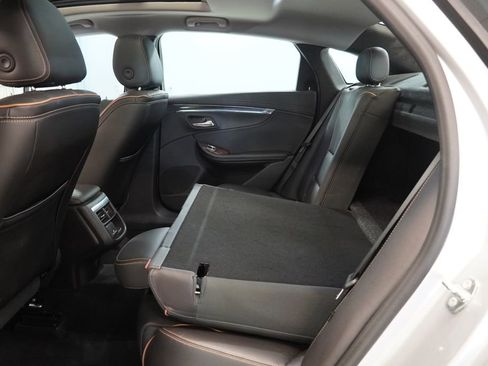Used 2015 Chevrolet Impala LTZ FWD image 28