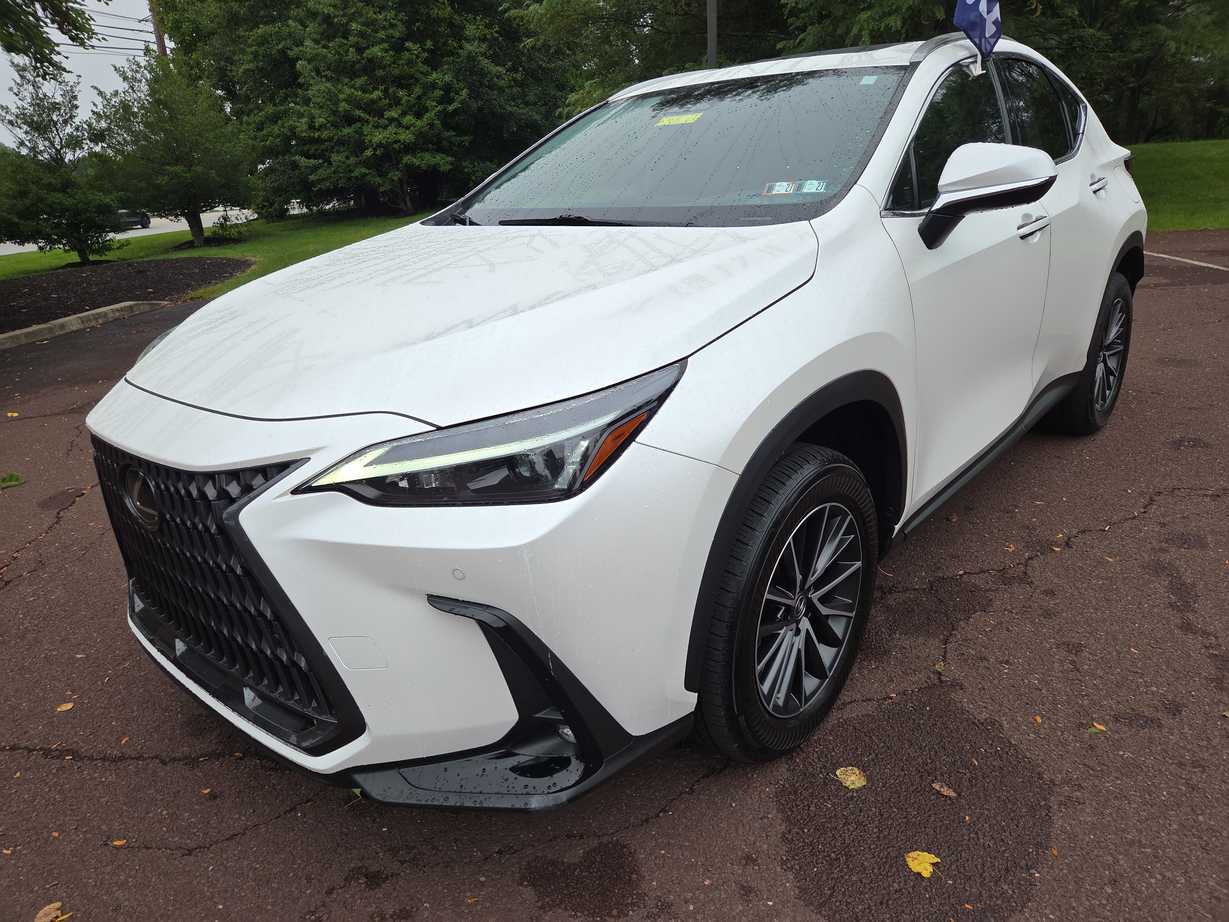 Used 2022 Lexus NX 350 AWD image 7