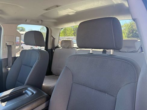 Used 2019 Chevrolet Silverado 1500 LT AWD/4WD image 16