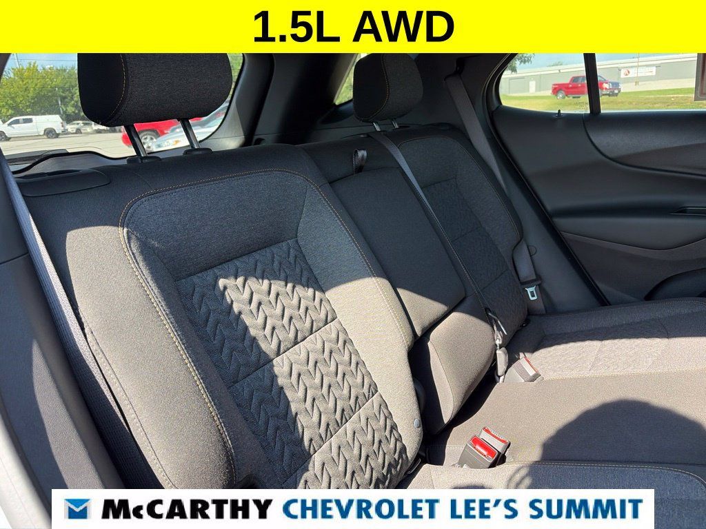 Used 2024 Chevrolet Equinox LT AWD/4WD image 27