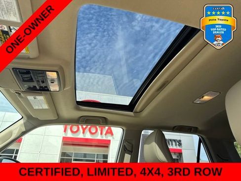 Used 2021 Toyota 4Runner Limited AWD/4WD image 11