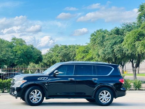 Used 2014 INFINITI QX80 4WD w/ Theater Package image 6