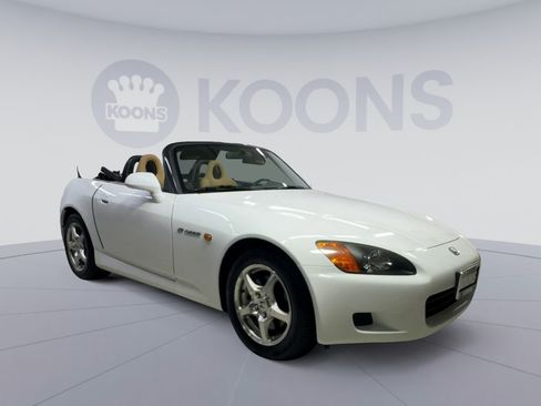Used 2003 Honda S2000 image 2