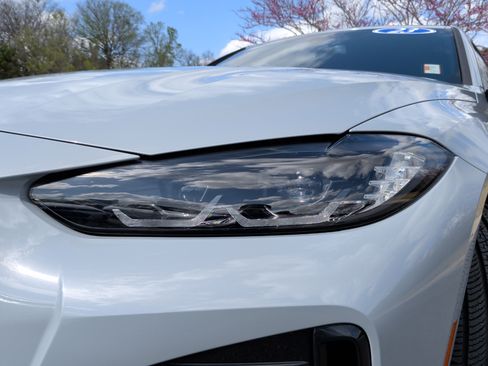 Certified 2023 BMW i4 eDrive40 w/ M Sport Package image 3